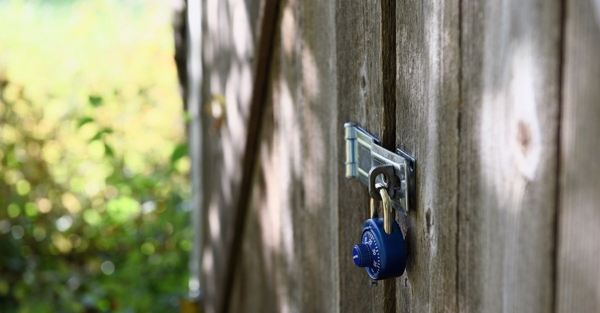Just Moved to Beavercreek? Here's When to Rekey vs. Replace Locks — Local Locksmith Heroes