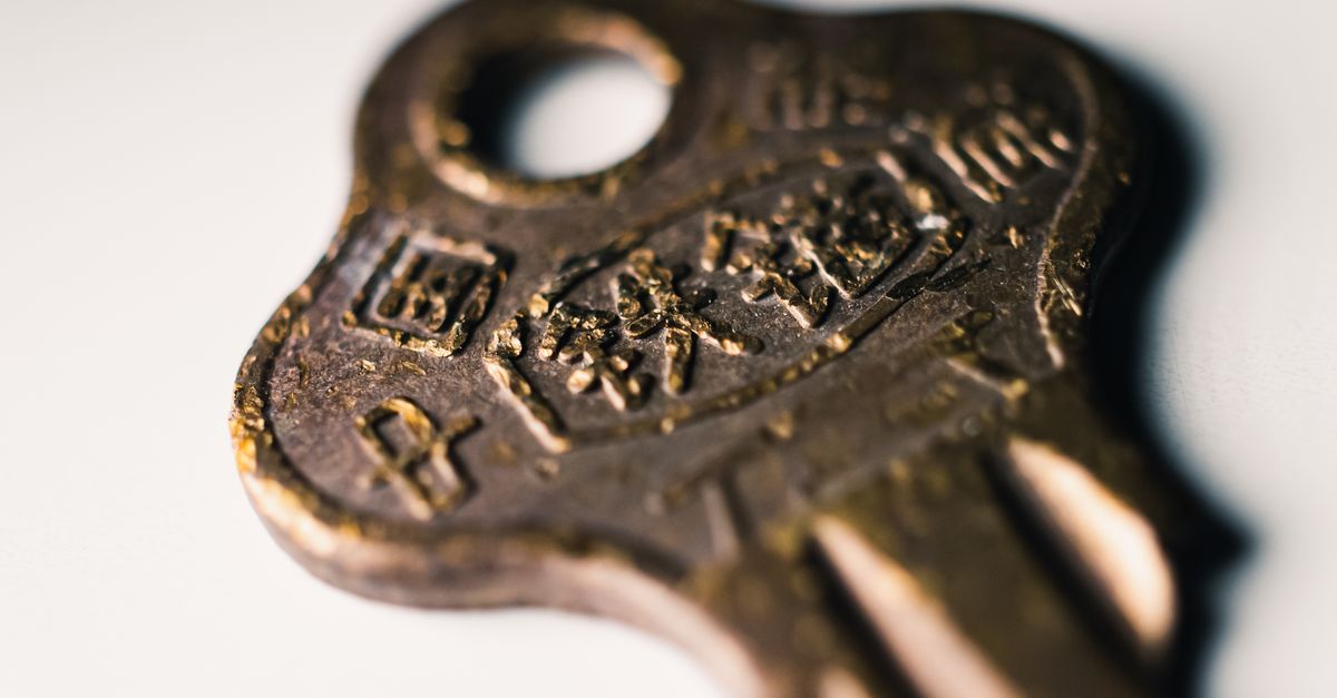 What Is a Locksmith Call-Out Fee (and When You Pay It) — Local Locksmith Heroes