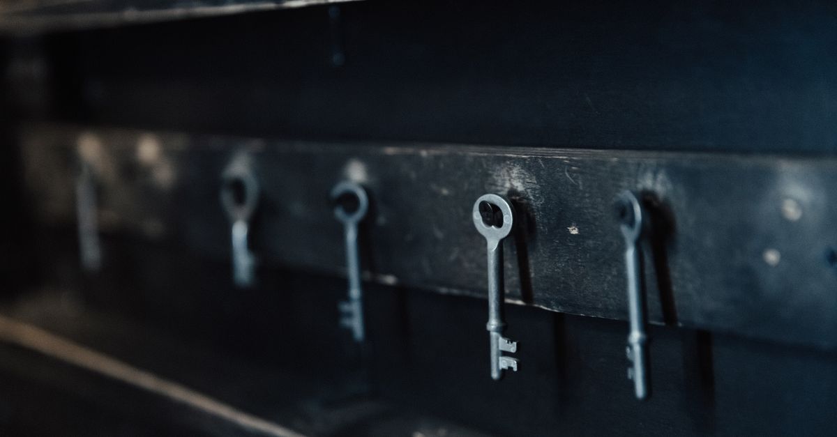 locksmith shop keys — Local Locksmith Heroes
